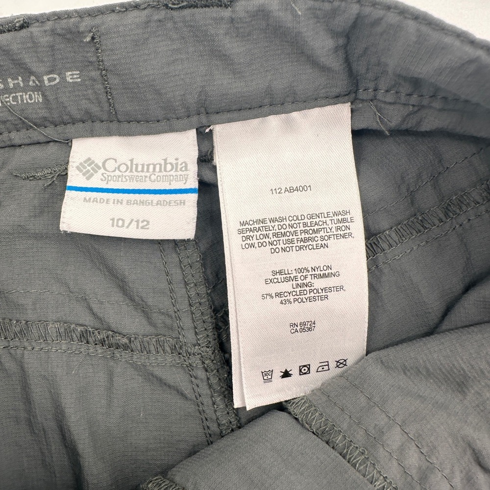 Columbia Kids Silver Ridge Cargo Shorts Grey Nylon Hiking Sun Protection 10/12 - Picture 3 of 10